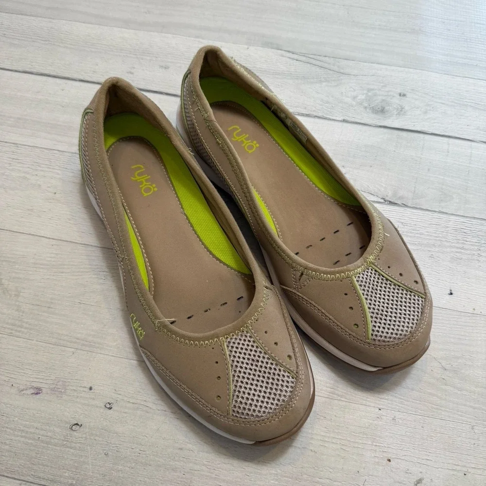 Ryka Women's tan Tensile Ballet‎ Flat Slip-on Comfort Shoes Size 9